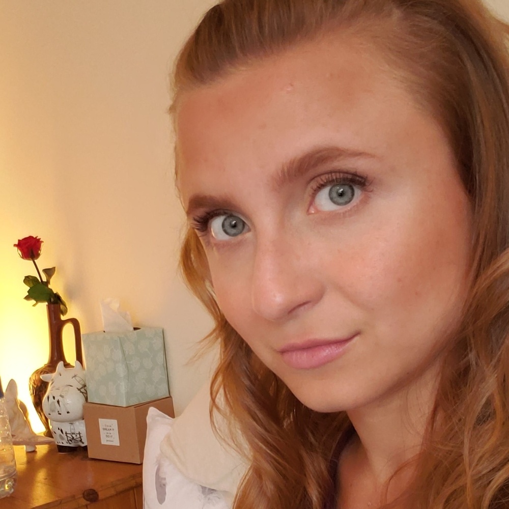 Meet your Posher, Nicole
